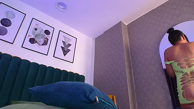 JuliaRose ks online show from February 26, 3:30 pm