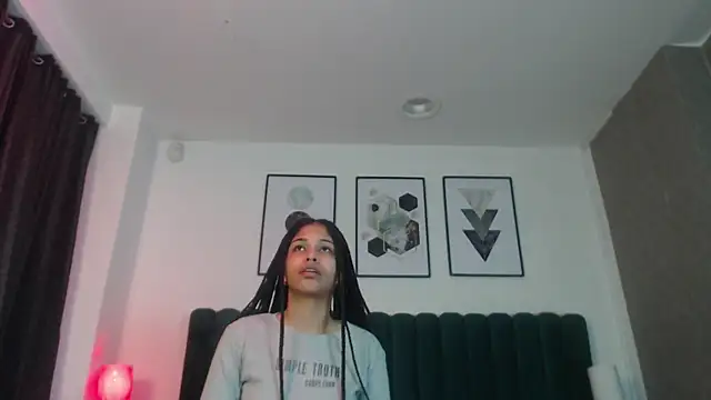 JuliaRose ks online show from October 24, 12:34 pm