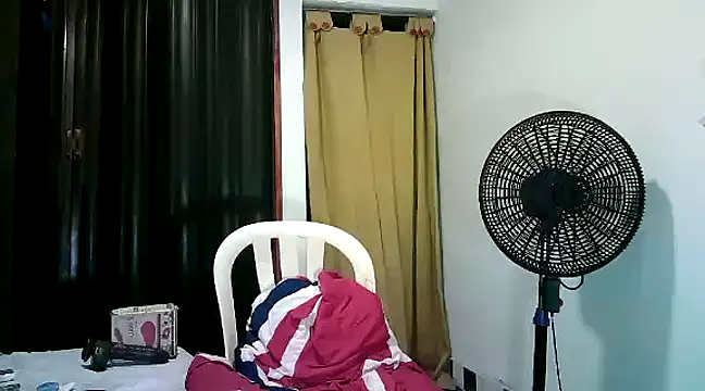 kimmiemm online show from January 20, 12:57 am