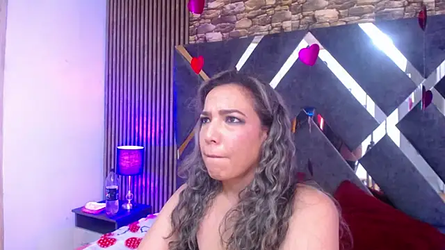 marie hss online show from February 14, 8:59 pm