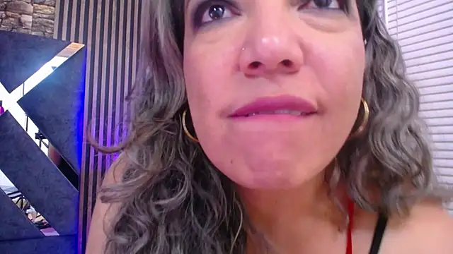 marie hss online show from February 15, 12:04 am