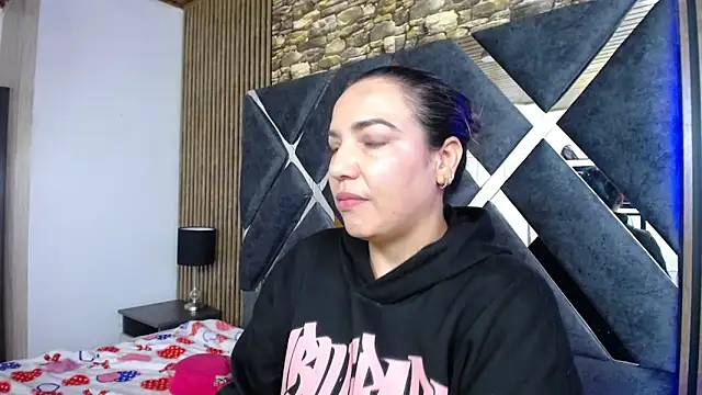 marie hss online show from March 15, 2:23 pm