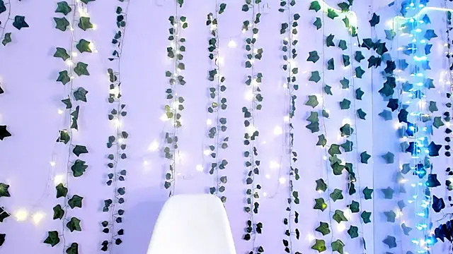 Natasha Nasty2 online show from December 19, 11:03 pm