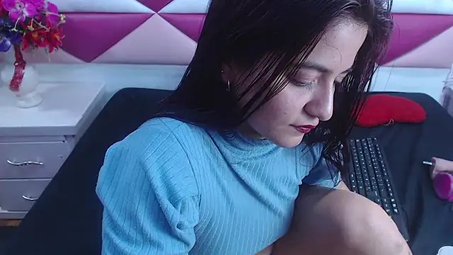 MariaClay online show from January 30, 6:00 pm