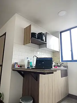 LauraCadwell online show from March 11, 3:02 pm