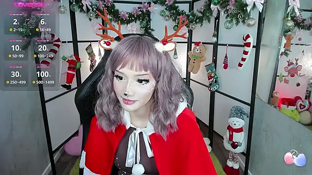 LilithLin online show from December 29, 9:30 pm