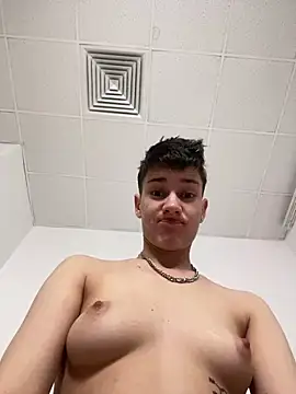 Snapshot of JessyAdore chatting on February 15, 10:10 pm JessyAdore online show from February 15, 10:10 pm