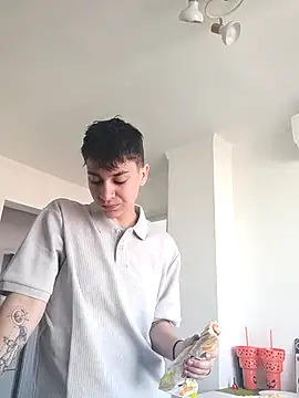 Snapshot of JessyAdore chatting on October 16, 9:32 am JessyAdore online show from October 16, 9:32 am