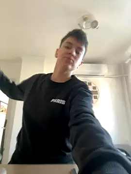 Snapshot of JessyAdore chatting on October 24, 1:51 pm JessyAdore online show from October 24, 1:51 pm