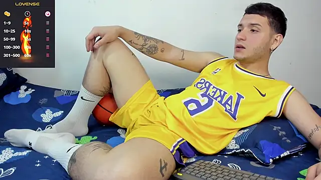 Noha white online show from January 17, 4:47 pm