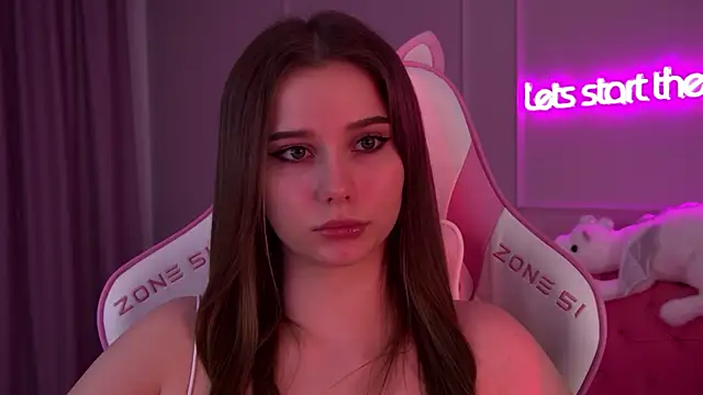 Snapshot of DianaVert chatting on January 29, 3:44 am DianaVert online show from January 29, 3:44 am