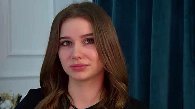 Snapshot of DianaVert chatting on February 2, 9:56 pm DianaVert online show from February 2, 9:56 pm