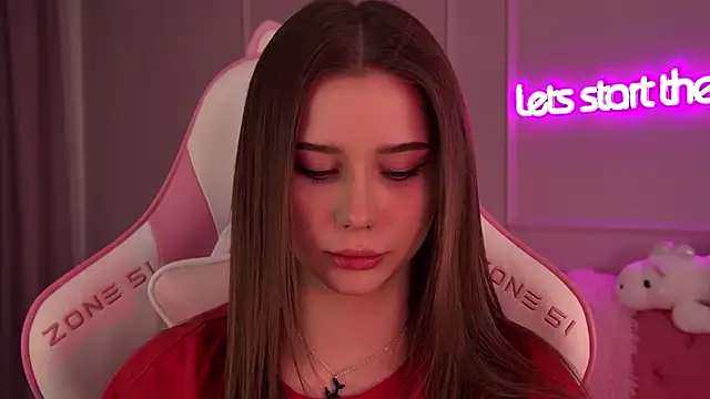 Snapshot of DianaVert chatting on February 9, 6:26 pm DianaVert online show from February 9, 6:26 pm