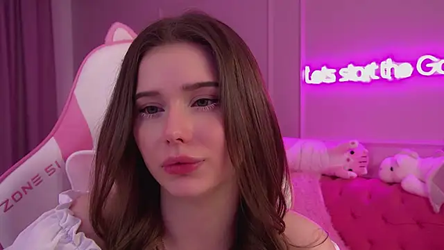 Snapshot of DianaVert chatting on March 7, 4:13 am DianaVert online show from March 7, 4:13 am