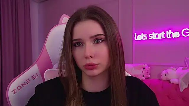 Snapshot of DianaVert chatting on March 10, 4:38 am DianaVert online show from March 10, 4:38 am