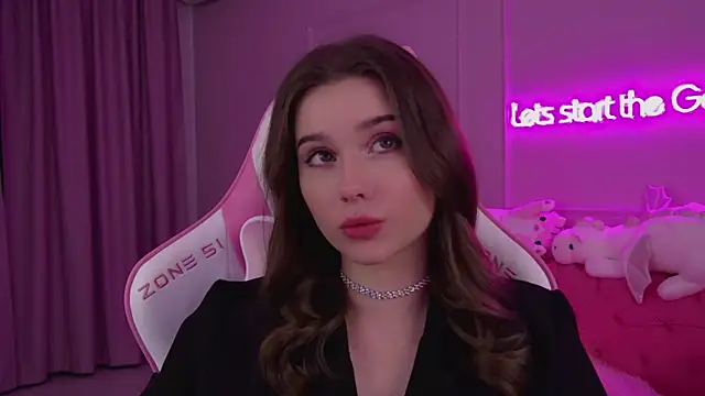 Snapshot of DianaVert chatting on March 16, 9:47 pm DianaVert online show from March 16, 9:47 pm