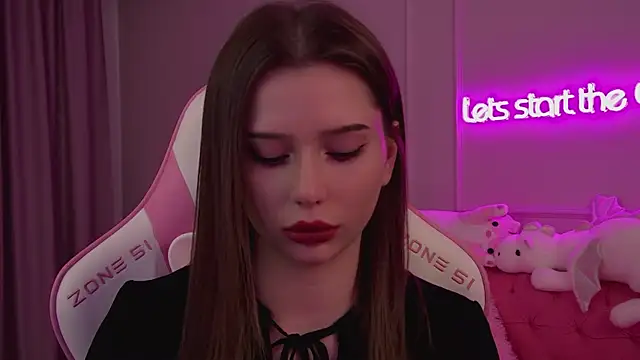 Snapshot of DianaVert chatting on March 18, 9:21 pm DianaVert online show from March 18, 9:21 pm