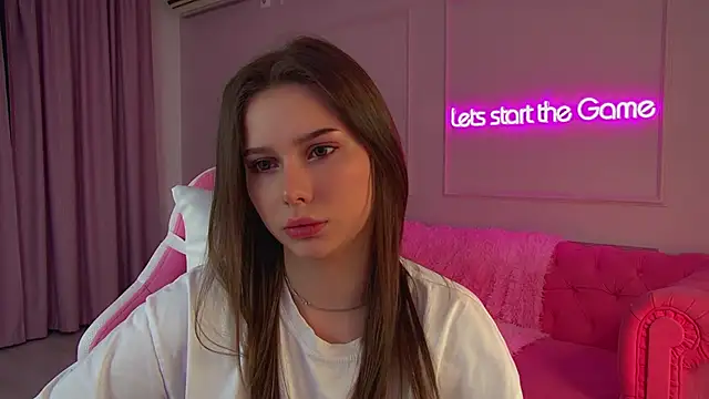 Snapshot of DianaVert chatting on September 22, 2:02 am DianaVert online show from September 22, 2:02 am