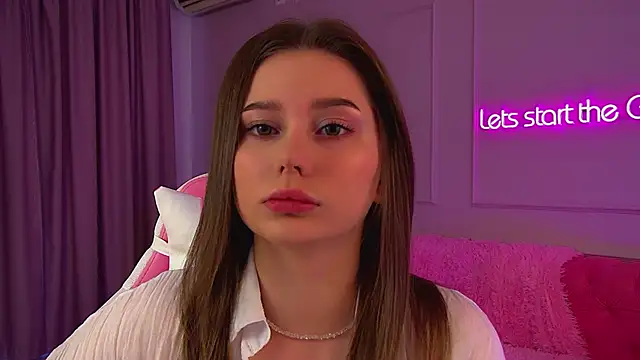 Snapshot of DianaVert chatting on October 1, 6:41 am DianaVert online show from October 1, 6:41 am