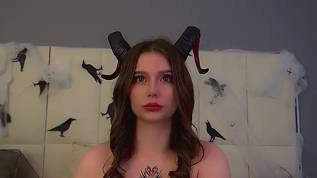 Snapshot of DianaVert chatting on November 1, 12:23 am DianaVert online show from November 1, 12:23 am