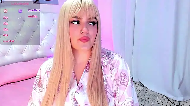 ellarosee  online show from January 3, 7:50 pm