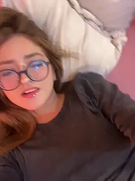 SweetJennaa online show from October 10, 3:27 am