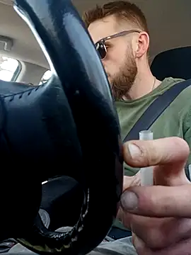 otterlover123 online show from March 14, 7:23 pm