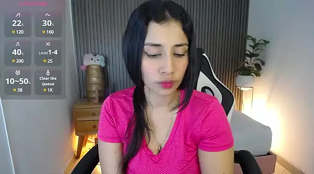 venuz lee online show from December 11, 12:55 pm