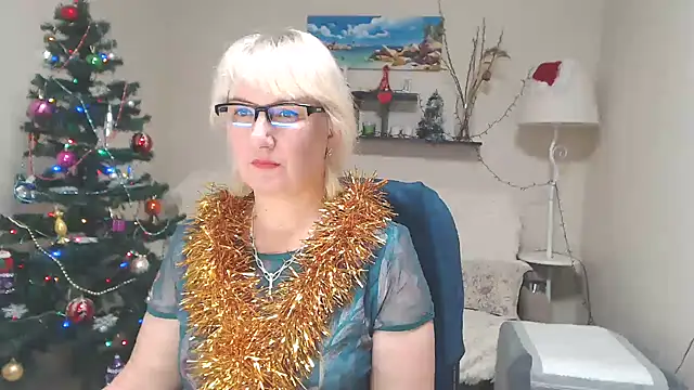 FleurMays online show from December 28, 11:41 am