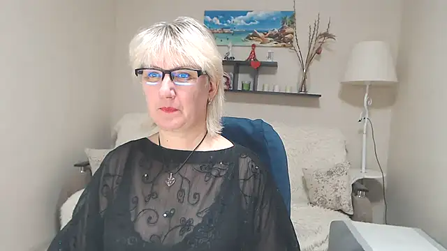 FleurMays online show from January 19, 10:17 am