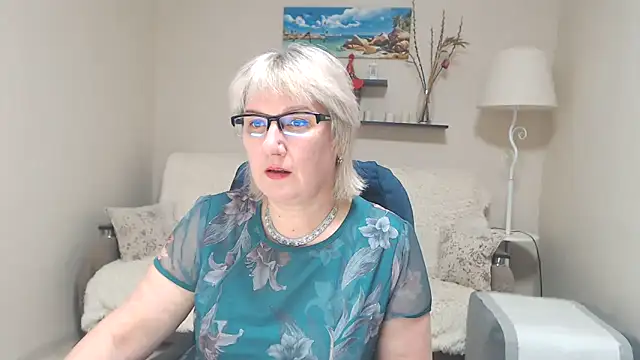 FleurMays online show from February 9, 12:30 pm