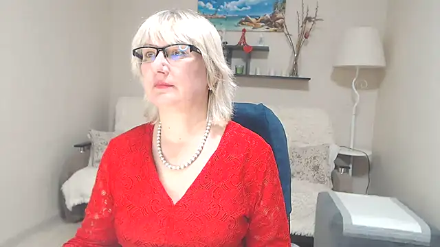 FleurMays online show from March 16, 1:06 pm