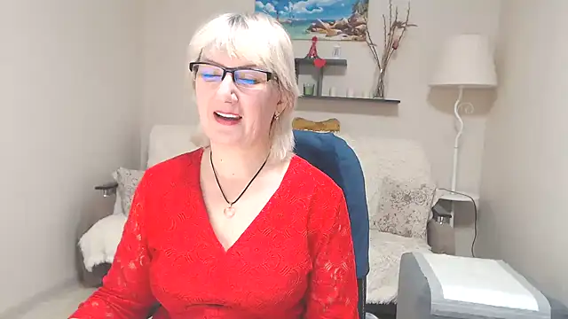 FleurMays online show from March 17, 5:01 am