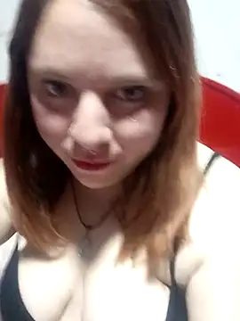 Snapshot of melanieagus31 chatting on October 23, 1:32 pm melanieagus31 online show from October 23, 1:32 pm