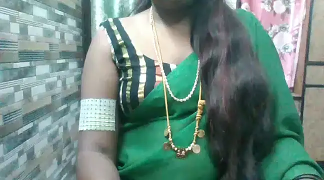 Hot akshara online show from December 3, 3:33 pm