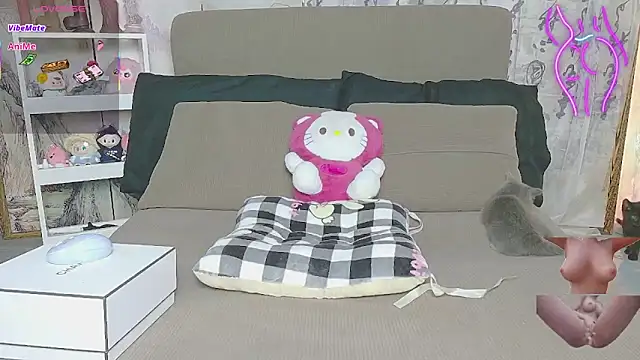 Snapshot of Chinhh9-9 chatting on October 7, 3:36 am Chinhh9-9 online show from October 7, 3:36 am