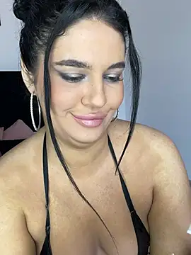 Snapshot of Nefera_De_Nile chatting on February 25, 8:36 am Nefera De Nile online show from February 25, 8:36 am