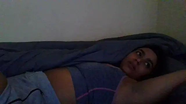 cinnaminnie online show from January 17, 5:51 pm