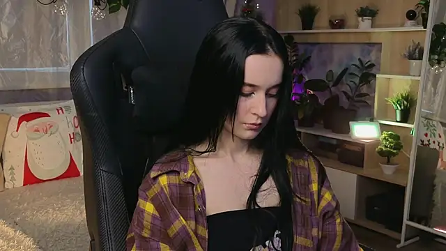 KiraLiLime online show from February 14, 12:47 pm