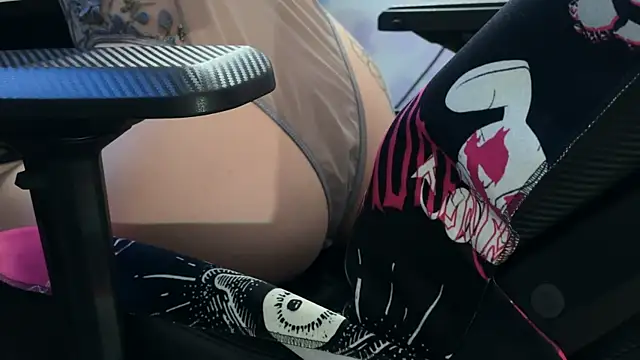 KiraLiLime online show from February 22, 12:40 pm