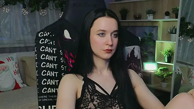 KiraLiLime online show from March 13, 3:28 pm