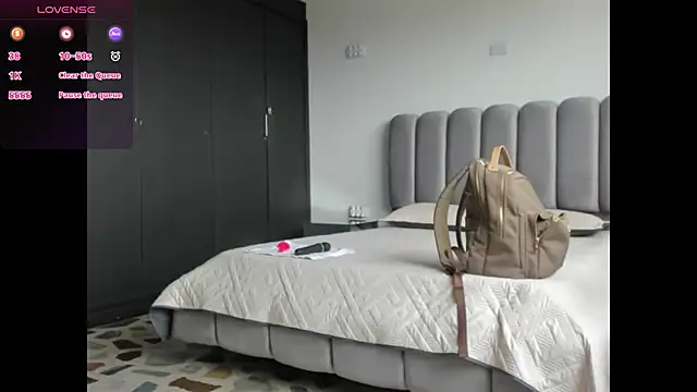 Snapshot of BridgetRodriguez chatting on February 18, 4:26 pm BridgetRodriguez online show from February 18, 4:26 pm