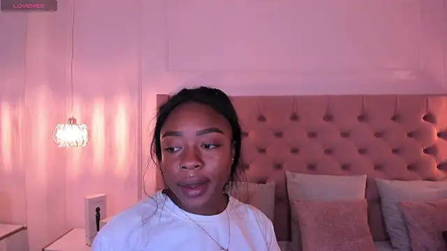 mia schwarz online show from January 14, 9:30 pm