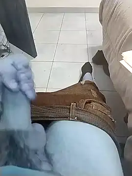 Xtrem3HARDxxx online show from December 3, 9:22 am