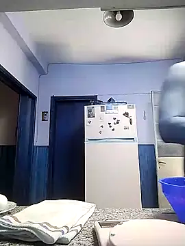 Xtrem3HARDxxx online show from December 12, 6:10 pm