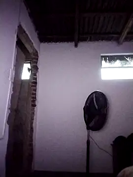 Xtrem3HARDxxx online show from December 24, 9:17 am