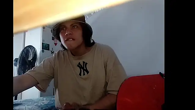 Xtrem3HARDxxx online show from November 25, 4:23 am