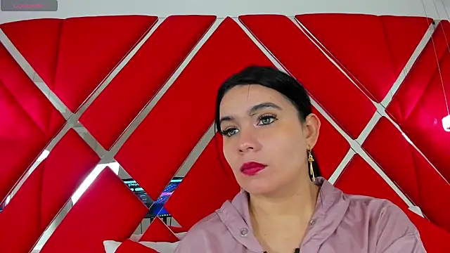 SusanCouper online show from February 13, 10:33 pm