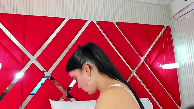 SusanCouper online show from November 5, 10:32 pm