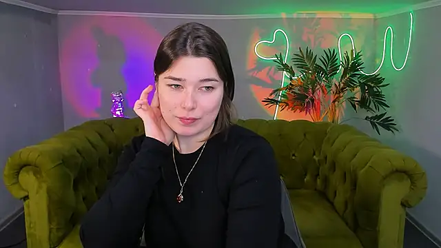  Sun Shy  online show from February 1, 8:16 pm